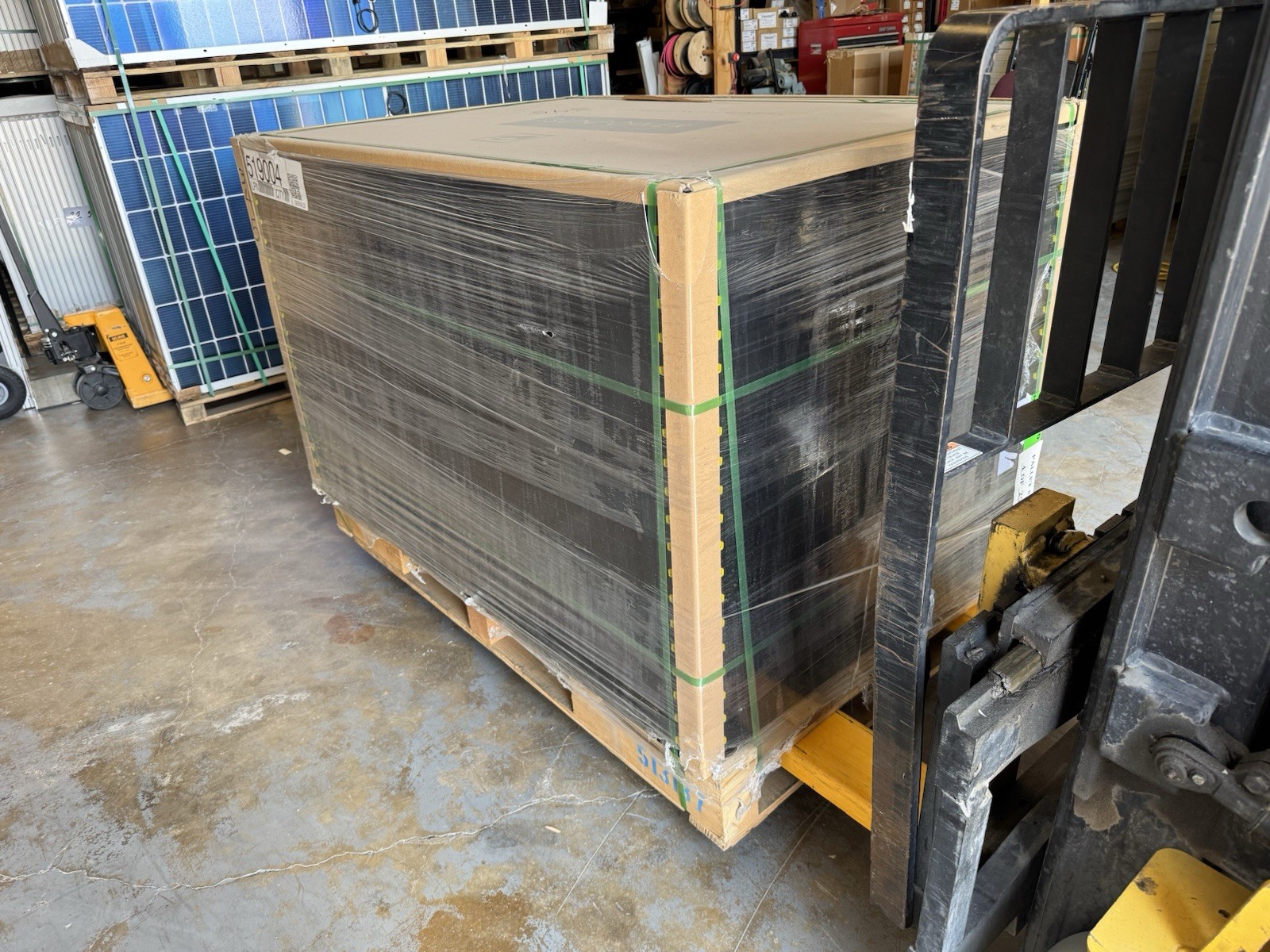 20pc Pallet SPR-X21-345-COM Sunpower 345 Watt Maxeon Cells Black Frame