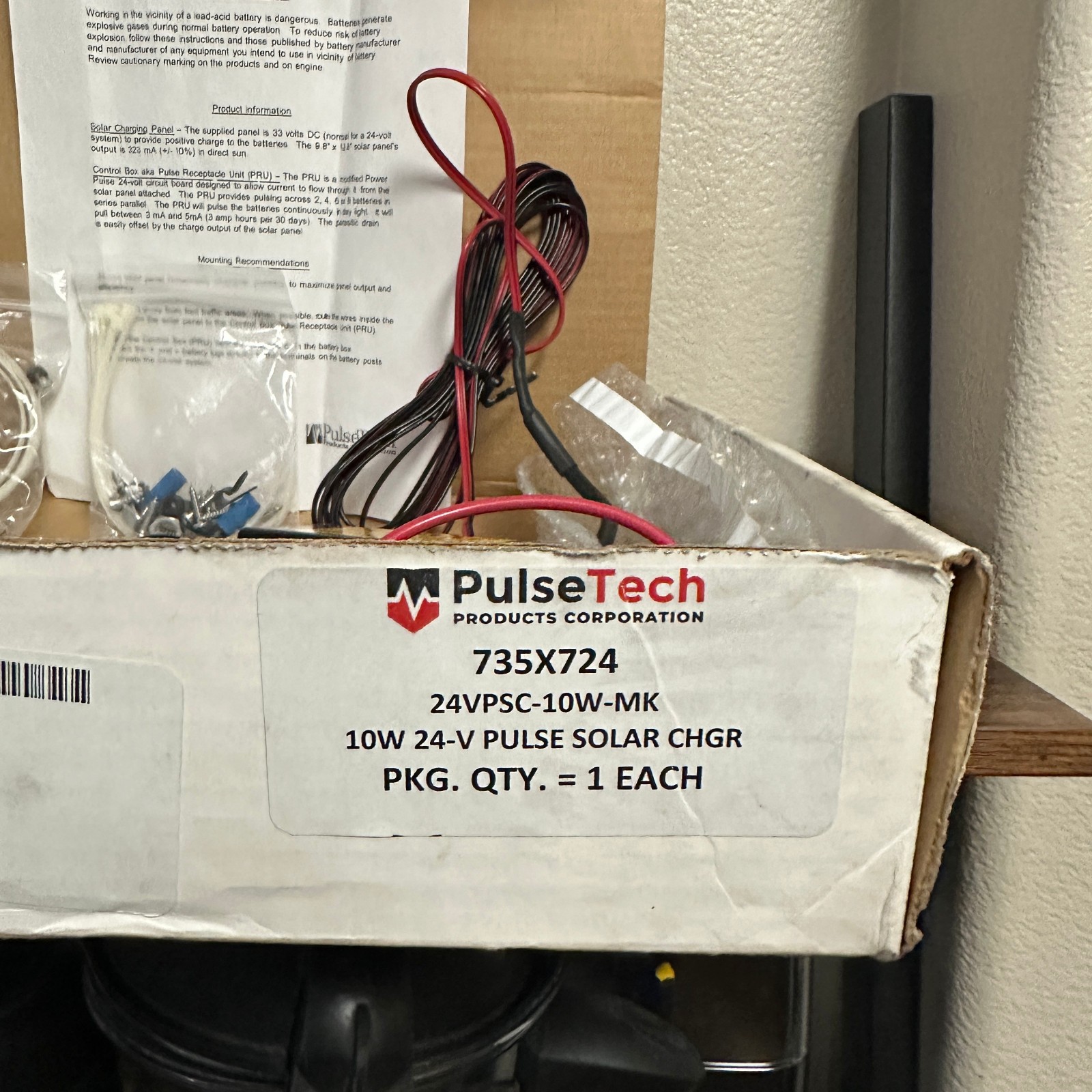 Pulsetech 10-Watt Solar Battery Charger Maintainer 24 volt 24VPSC-10W-MK 735X724