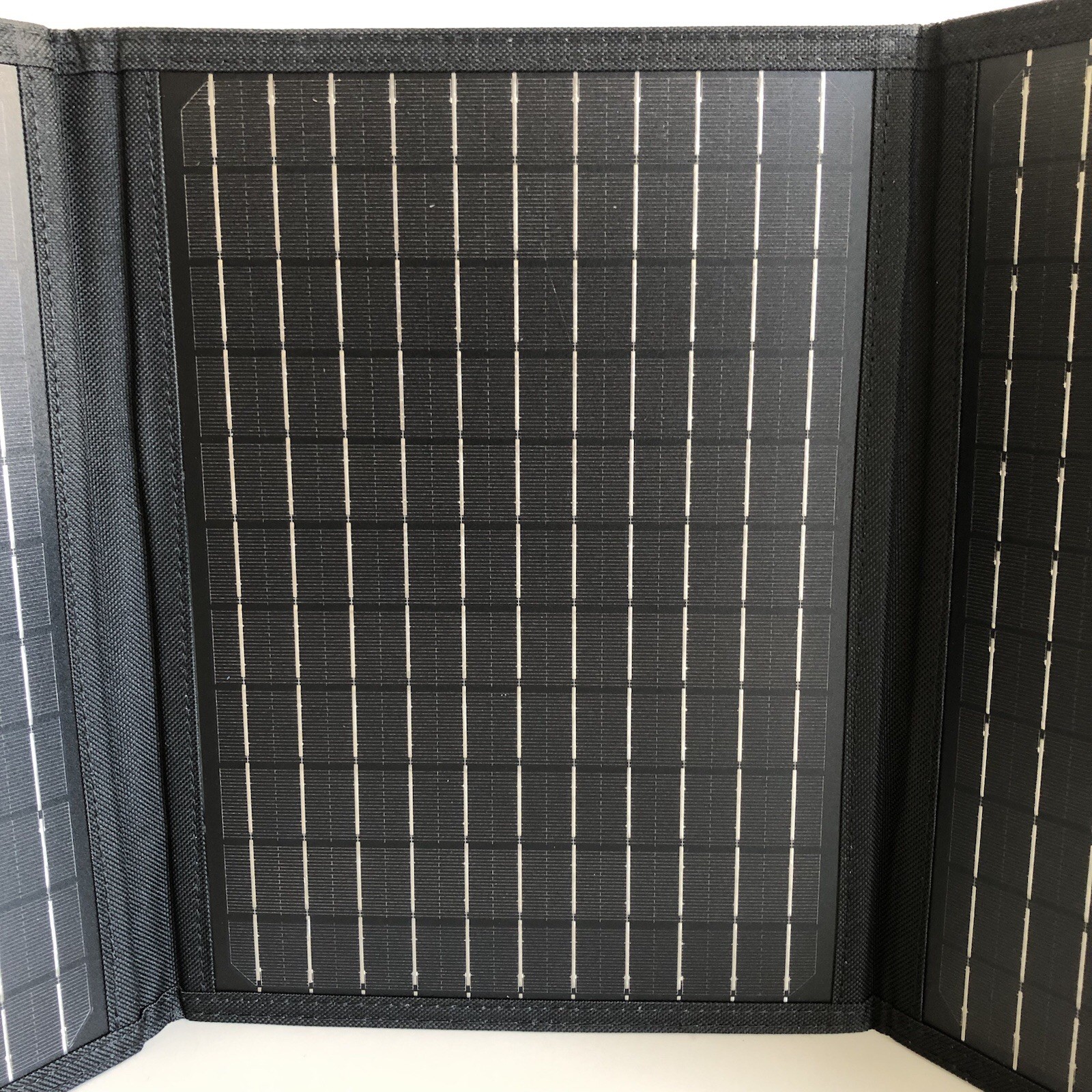 Mesuvida Portable Foldable 30W 12V/2.5A Solar Panel Charger For Outdoor XZY-30