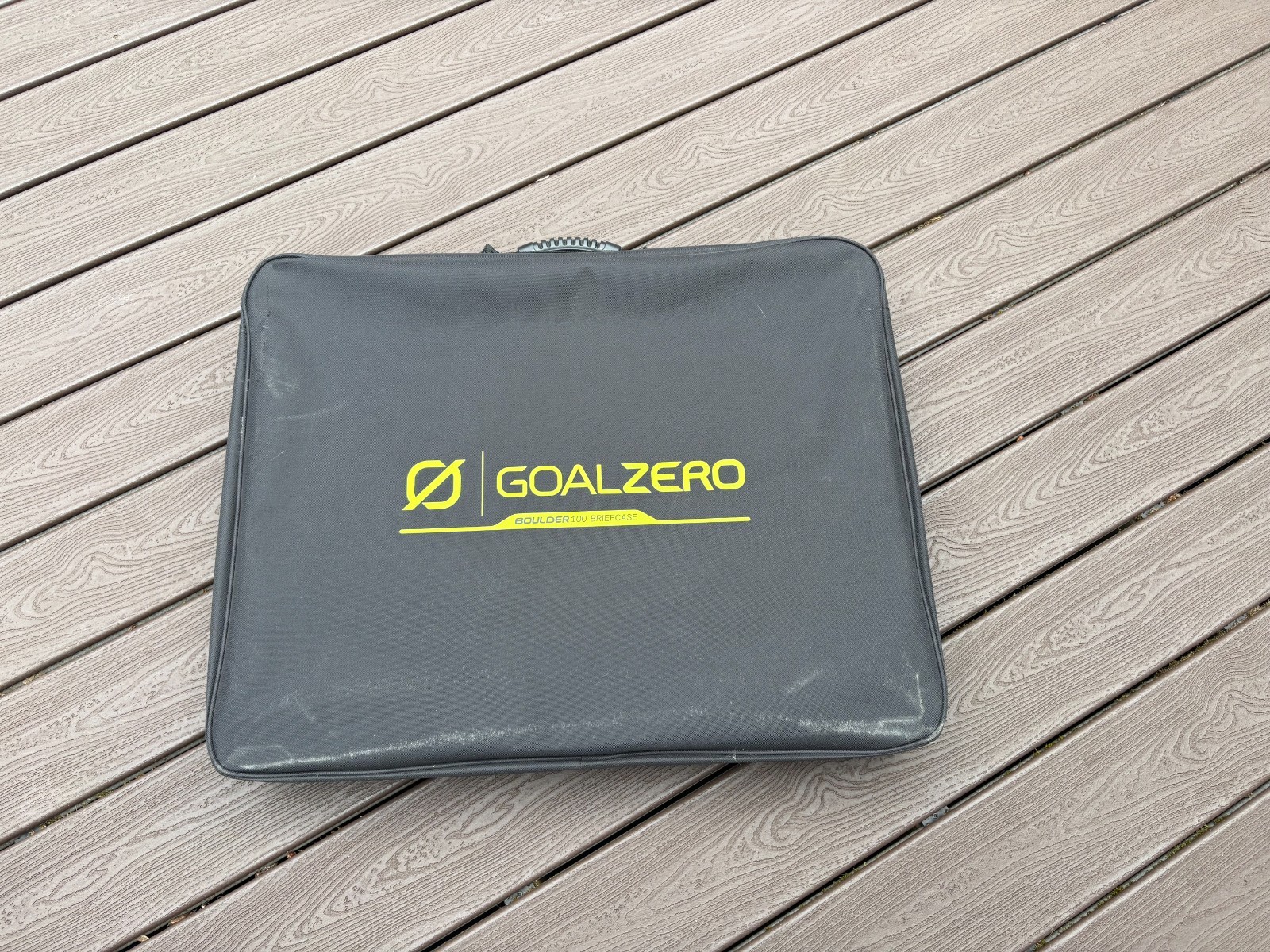 Goal Zero – Boulder 100 Solar Panel Briefcase BRAND NEW
