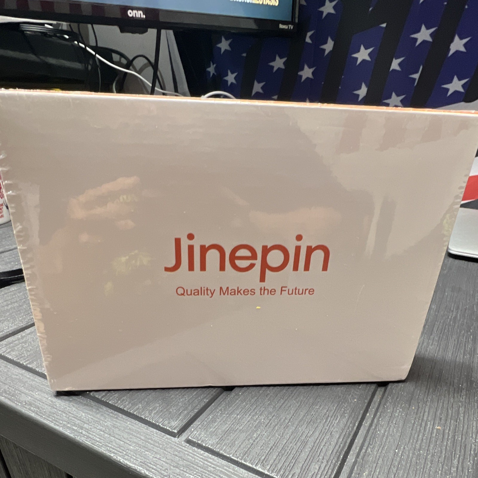 Jinepin PN-W21S Solar Power Bank Charger w/ Flashlight for Camping/Hiking