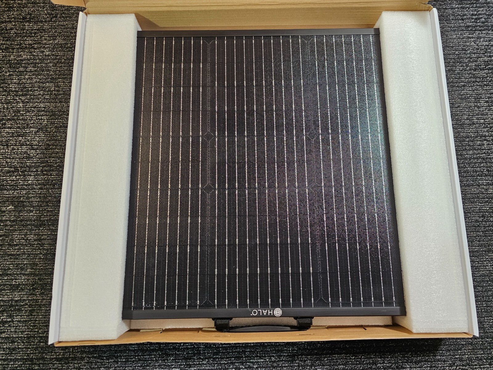 Halo HAL-SLP-0002 100W Portable Solar Panel with Folding Aluminum Frame