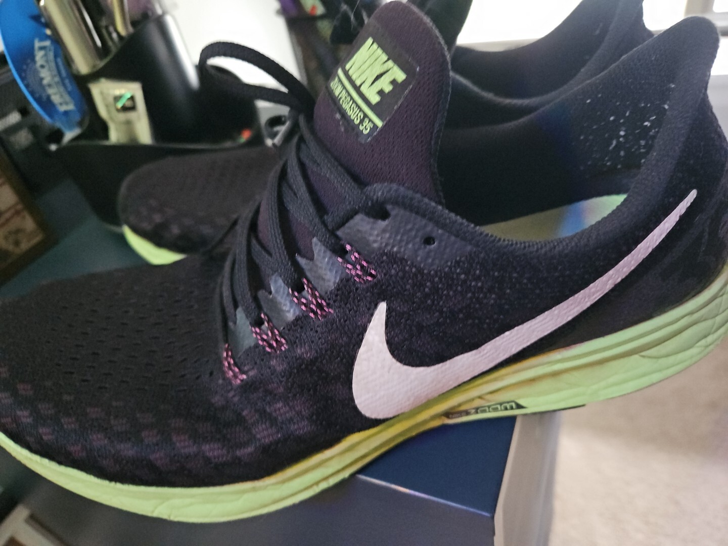 Nike zoom Pegasus 35 men’s size 12 used all black florescent light green sole