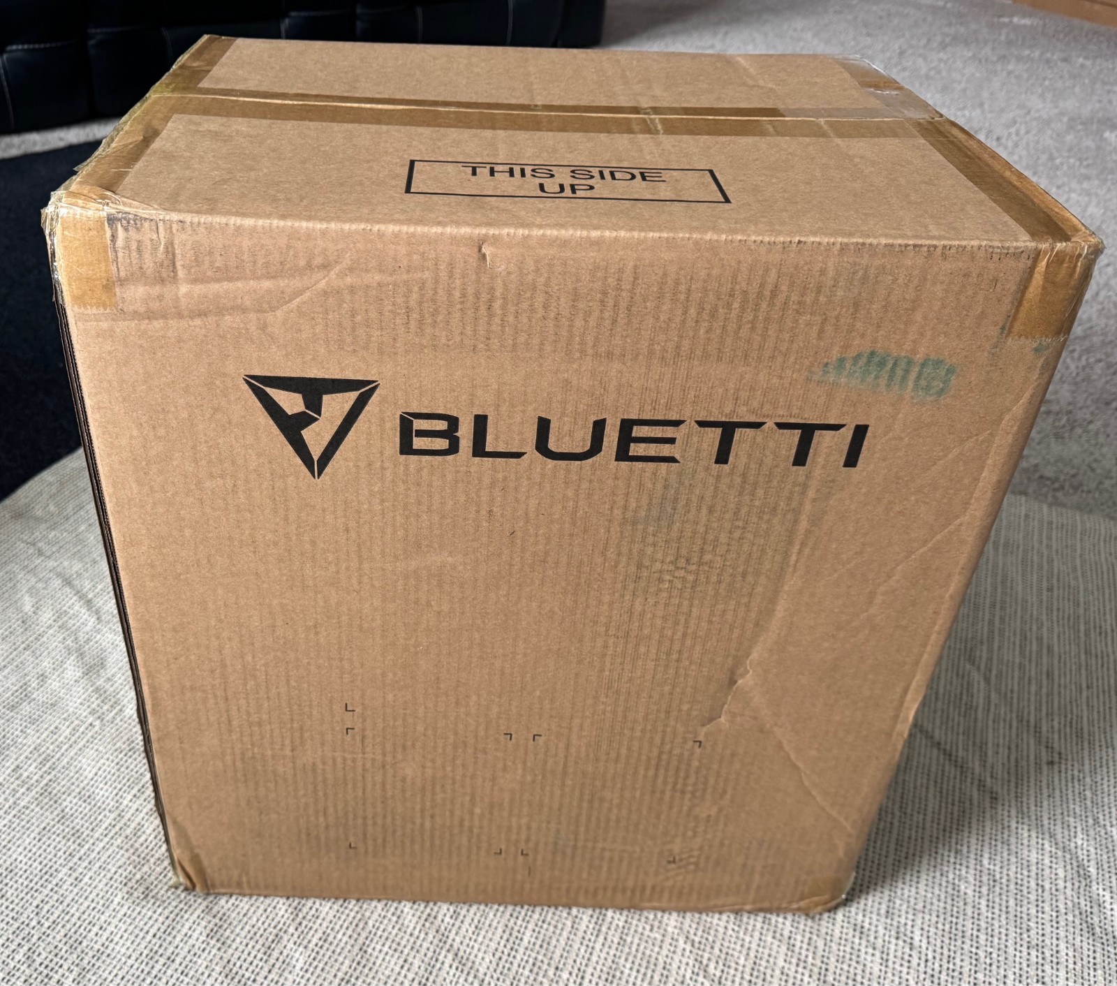 *BRAND NEW* BLUETTI Elite 200 V2 Portable Power Station (2600W / 2073.6 Wh)