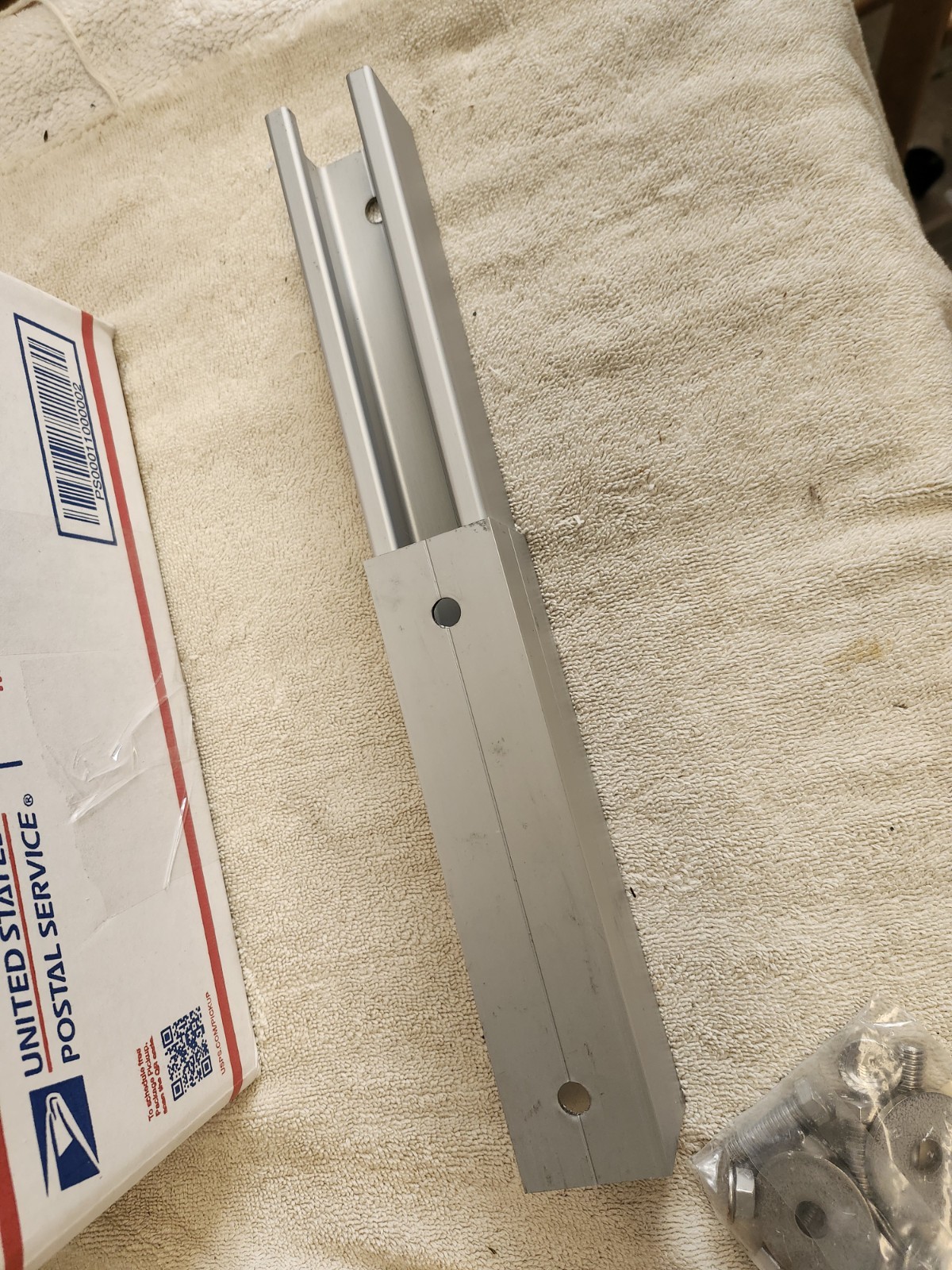 Lot of 20 Unirac 307107M Solar Mount 12″ Adjustable Tilt Leg w/ Hardware New/Box