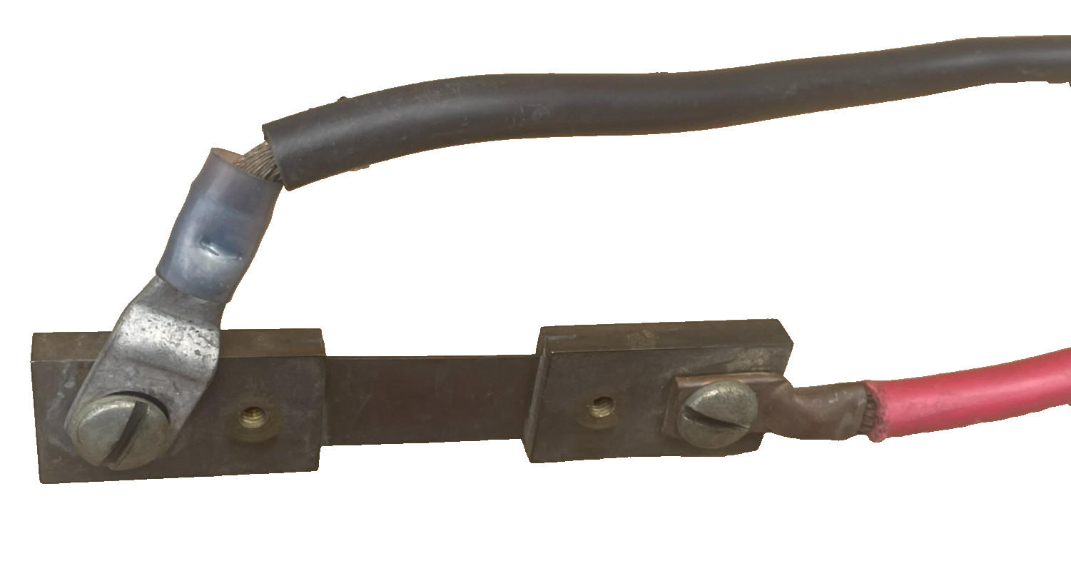 Shunt Resistor Panel with Cables Red and Black