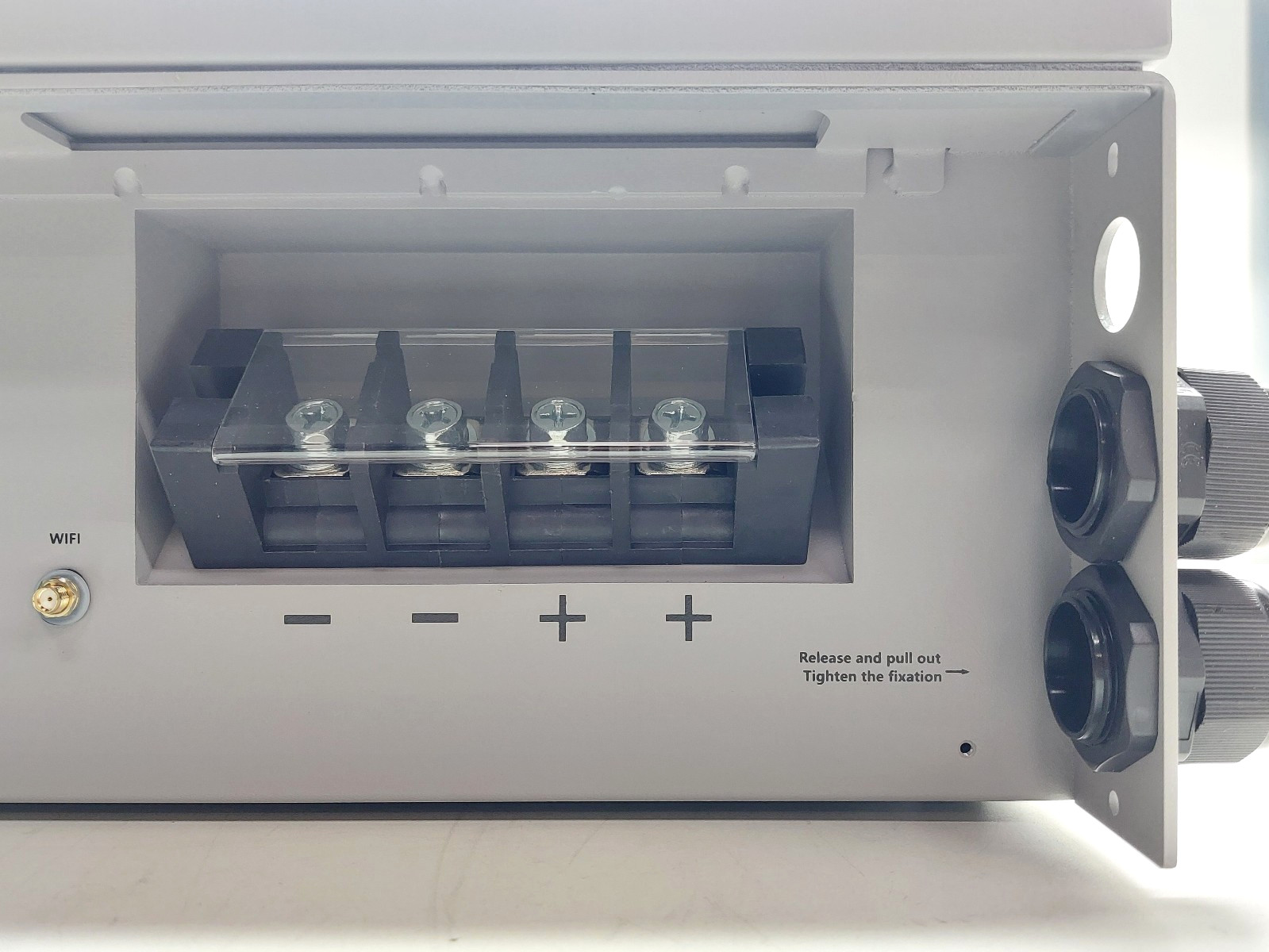 Lithion HomeGrid Stack’d Series Base Unit and BMS Controller HG-MC100-200M2