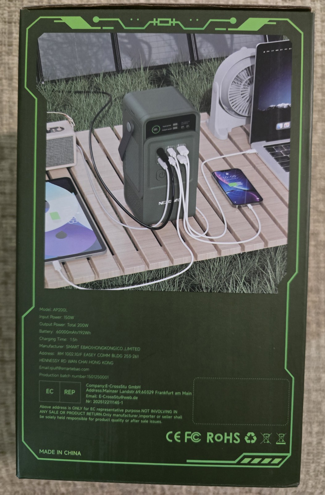 Portable Power Station Power bank 200W 60000 Mah LiFePO4 Battery Fast Charging