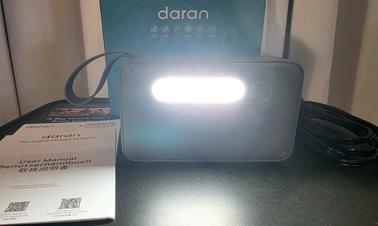 Daran YouYo R100 Lightweight and Compact Portable Power Station 100W