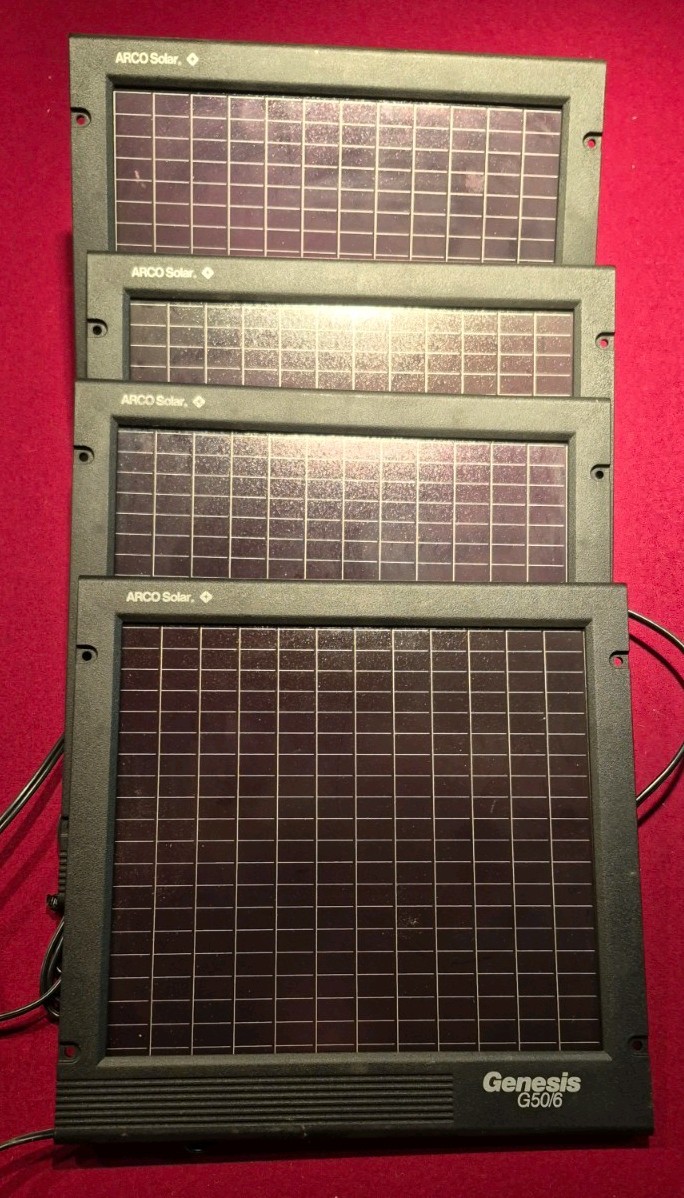 Set Of 4 Arco Model G50 Solar Panels