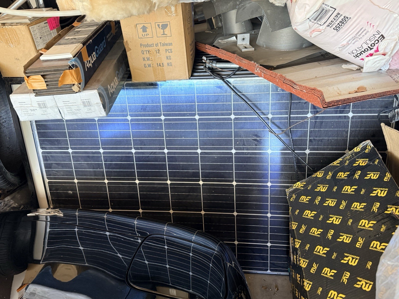 Used 300 Watt QCELL (18 Panels) + IQ6 Inverter + Racking System