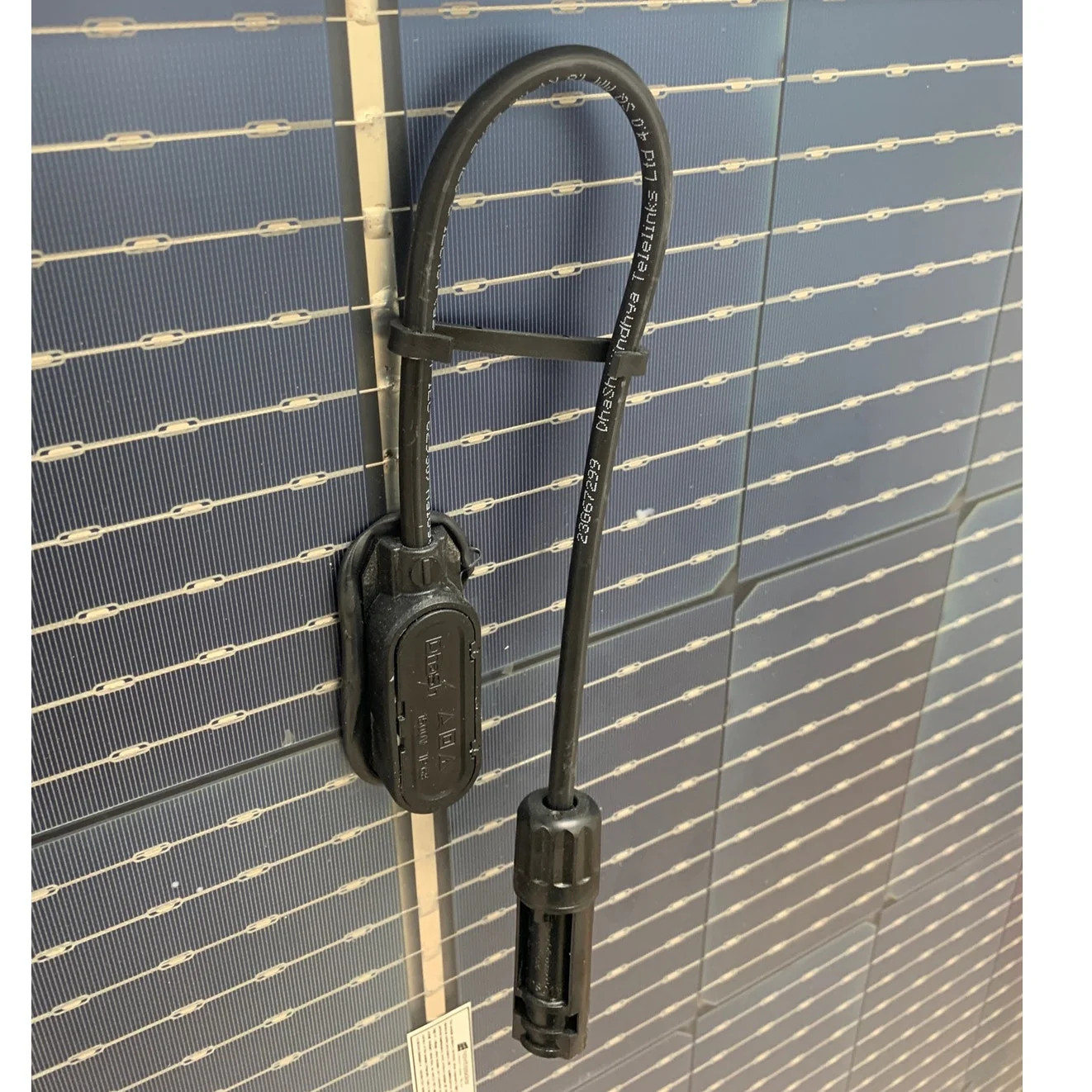 Used Navitas 410W Bifacial Black Mono PERC Half Cut Module 108 Cell Solar Panel