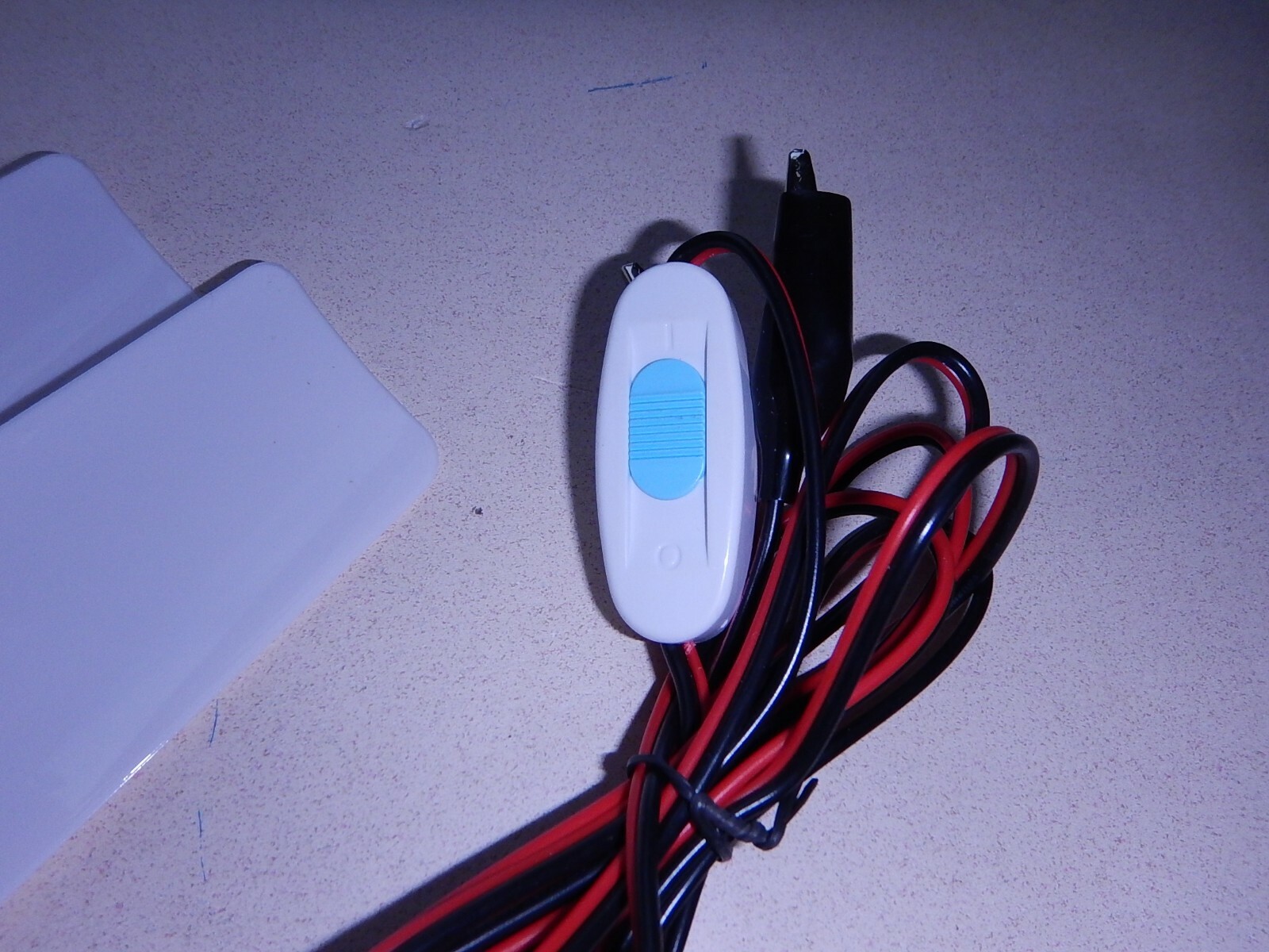 12 Volt DC Ceiling fan(w/ ON/OFF SWITCH) lightweight 20 Inch w/8 ft cord