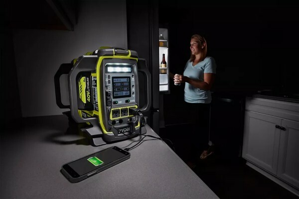 RYOBI CANADA 40V 1800-Watt Battery Inverter with Bluetooth (Tool-Only)