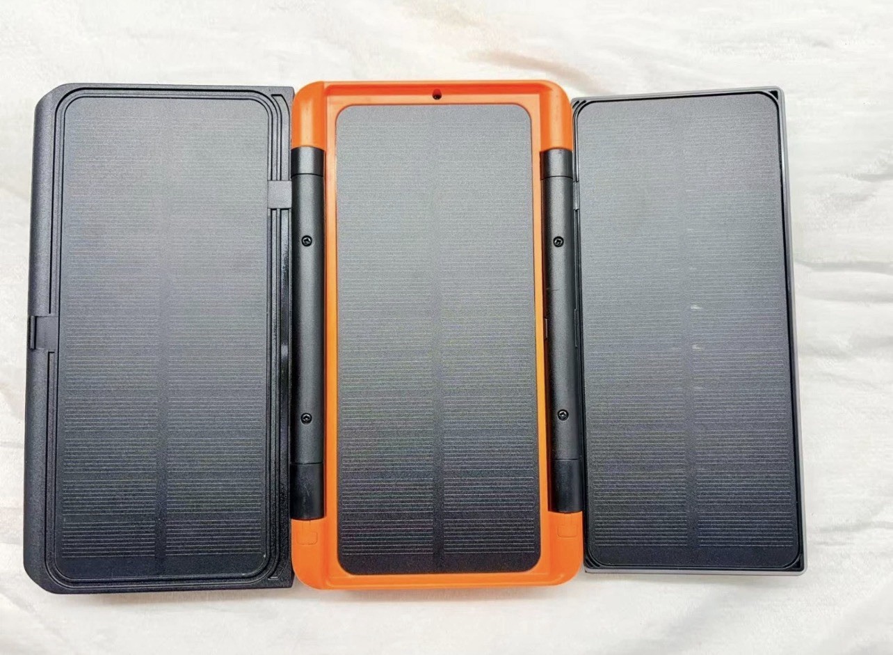 Jinepin PN-W21S Solar Power Bank Charger w/ Flashlight for Camping/Hiking
