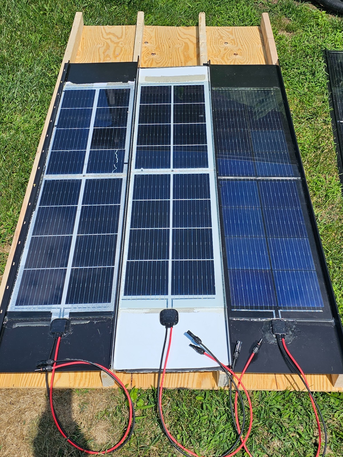 DIY Solar Panel Glass, tempered, ironless, ultra-clear, 14.25″x28″x .157″ (4mm)