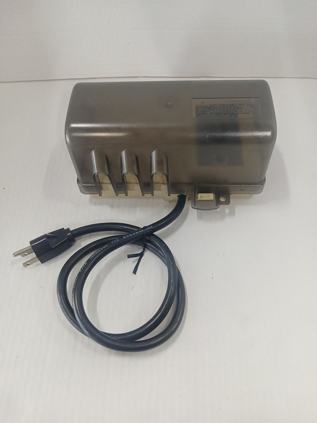 Lamar Outdoor Weatherproof Lockable 6-outlet Dusk-Dawn Power Strip