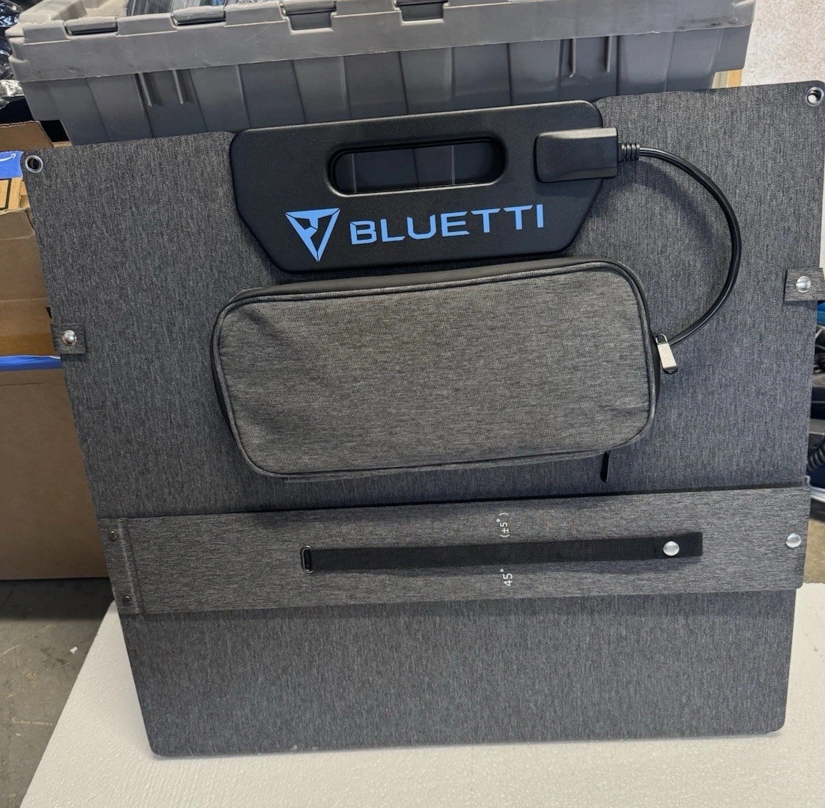 Open BoxBluetti Portable Foldable 100W Solar Panel PV100 OLDER MODEL