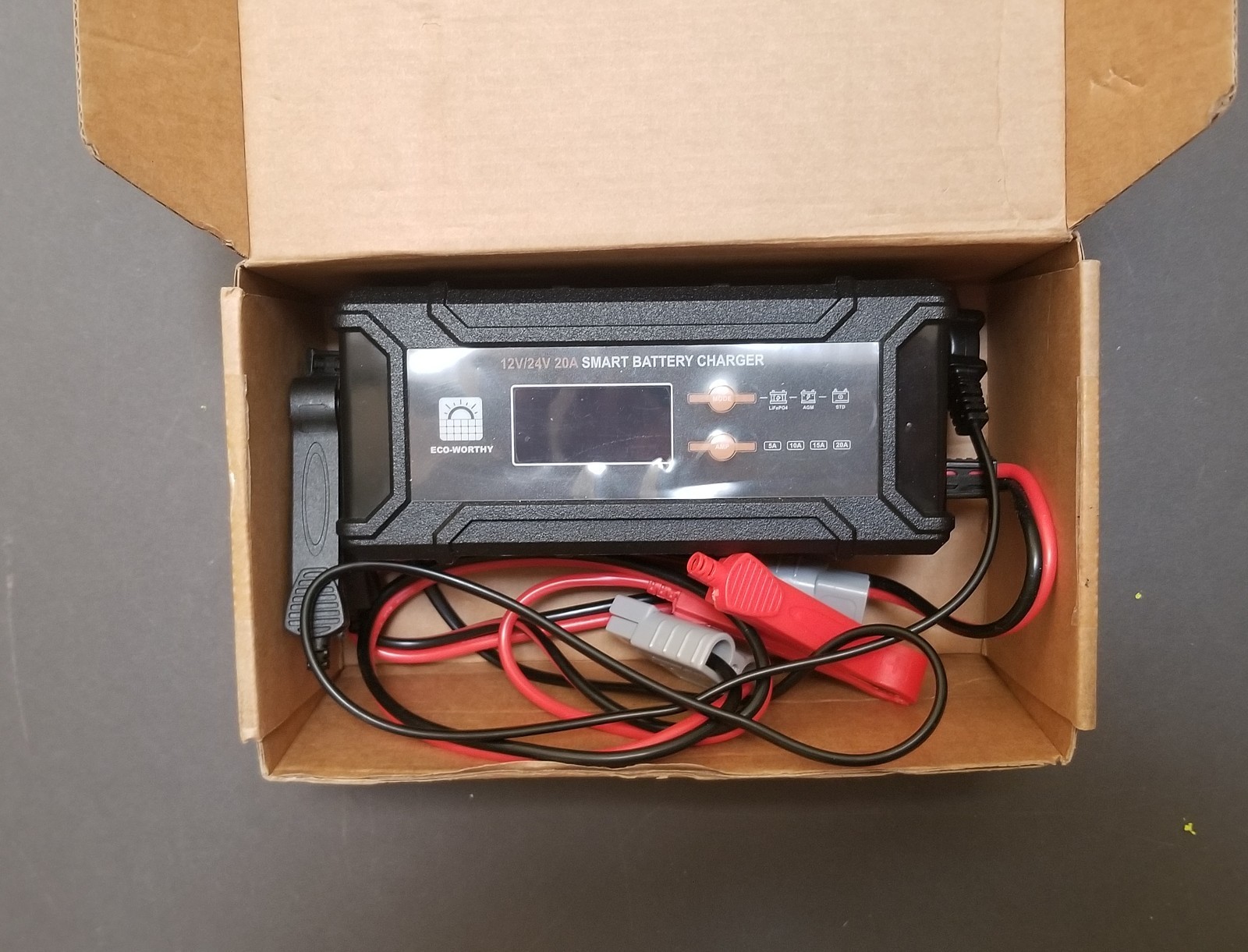 ECO-WORTHY 12V/24V 20A Lithium LifePO4 Battery Charger