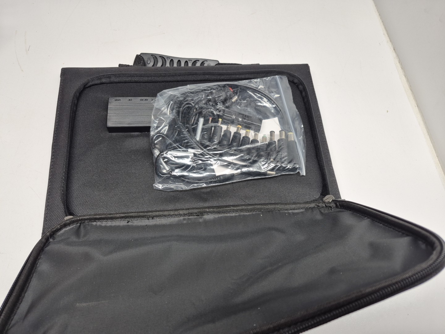 Powstream Portable 21w Foldable Solar Charging Station