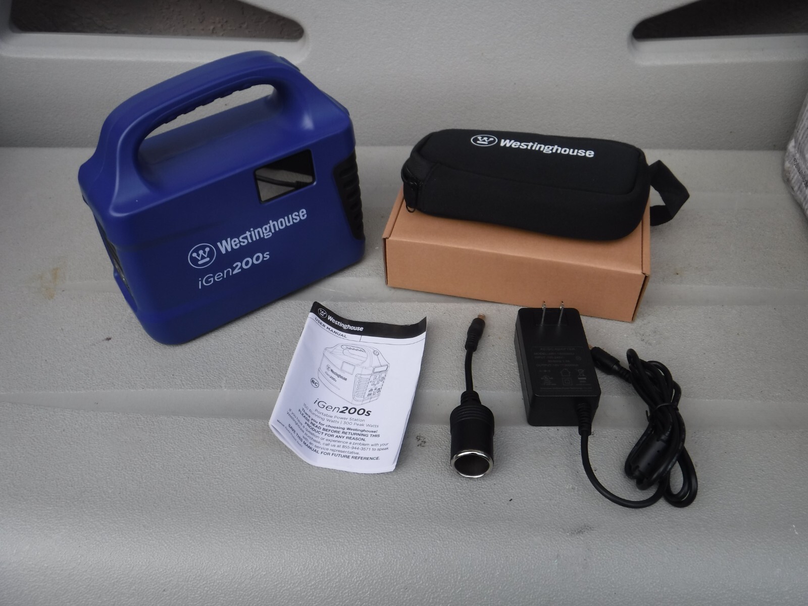Westinghouse iGen200s 150W Portable Power Station