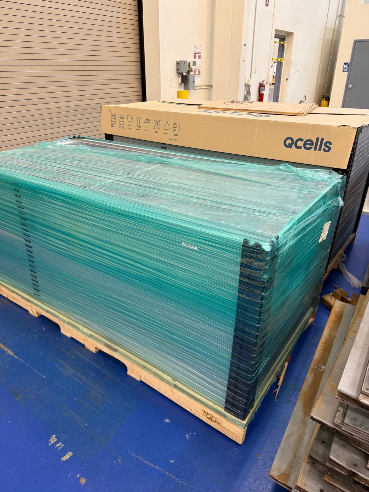 2x Pallets (52 panels) of brand new Q-Cell HQC 485W Q.PEAK DUO XL G10.3