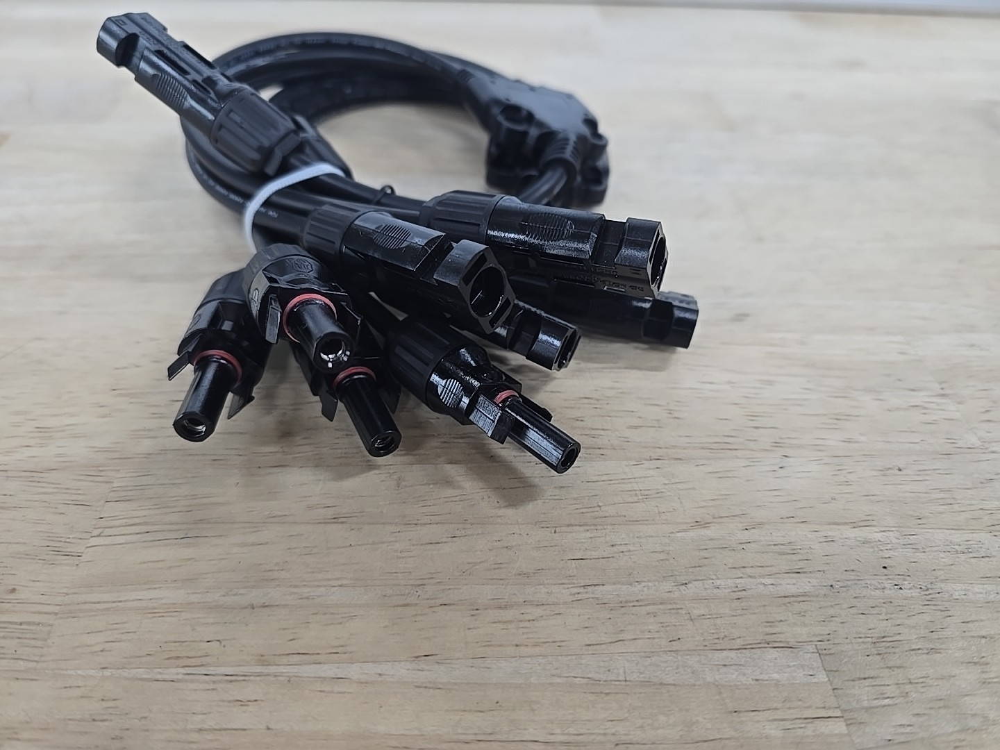 One Pair Solar Panel Y Branch Cable Connection Adapter Connector Extension US