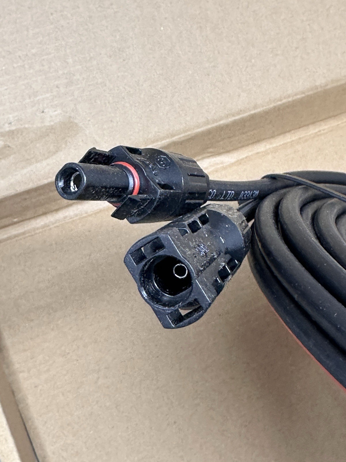 VALEMO Twin Solar Cable Connectors On Single End 30ft 9M 2 x 10 AWG VSCT-6-9M-S