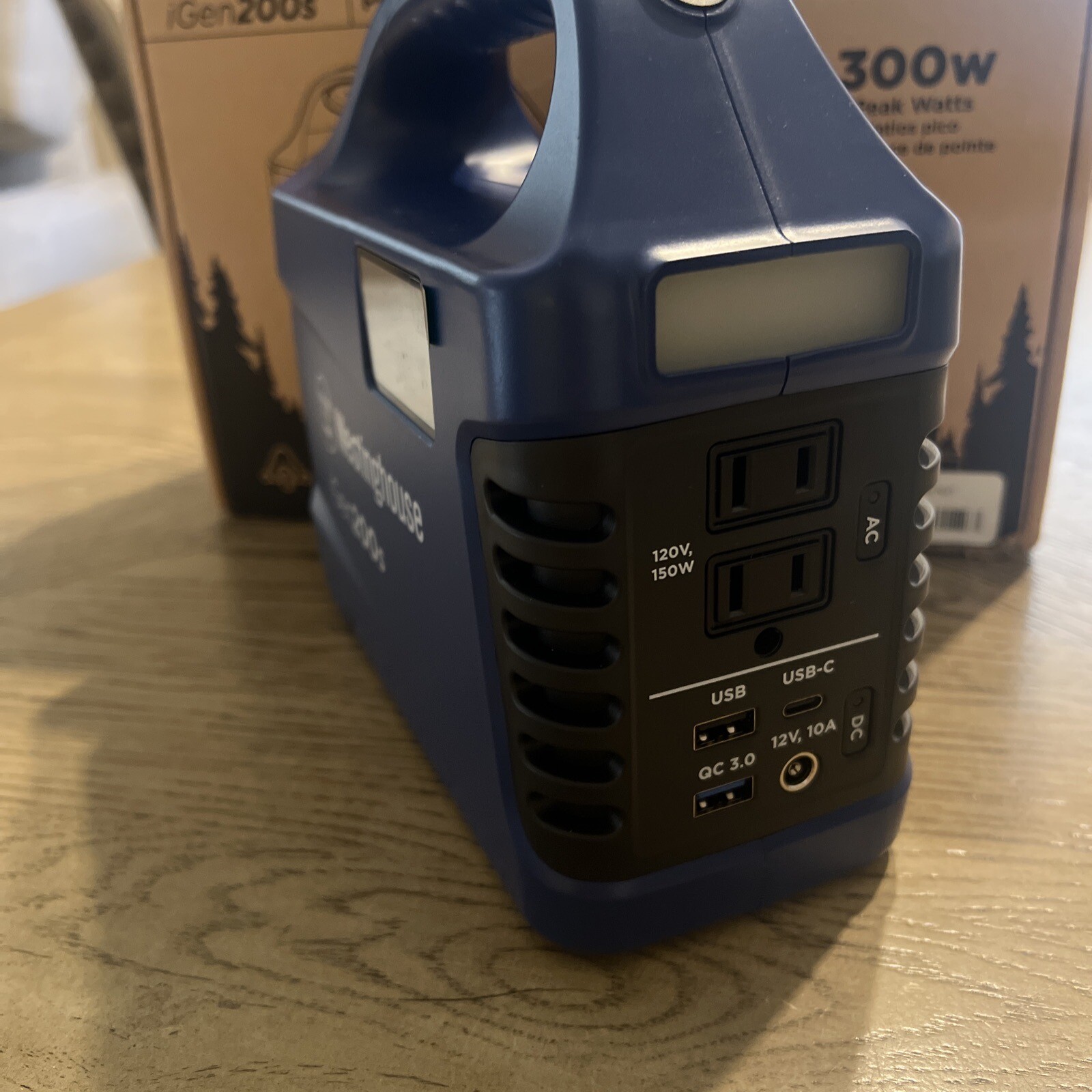Westinghouse iGen200s 150W Portable Power Station – Blue