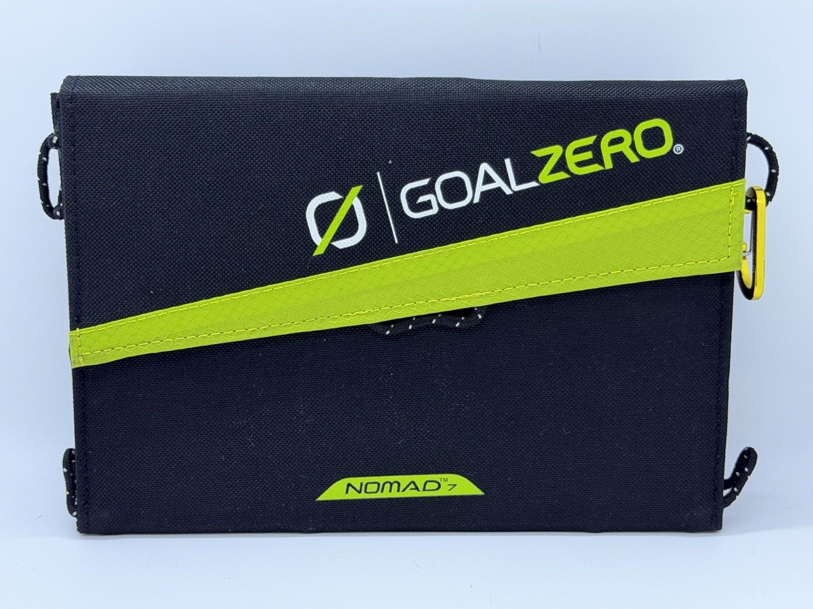 Goal Zero Nomad 7 Portable Solar Panel W/ Nomad 10 Luna Extras E4