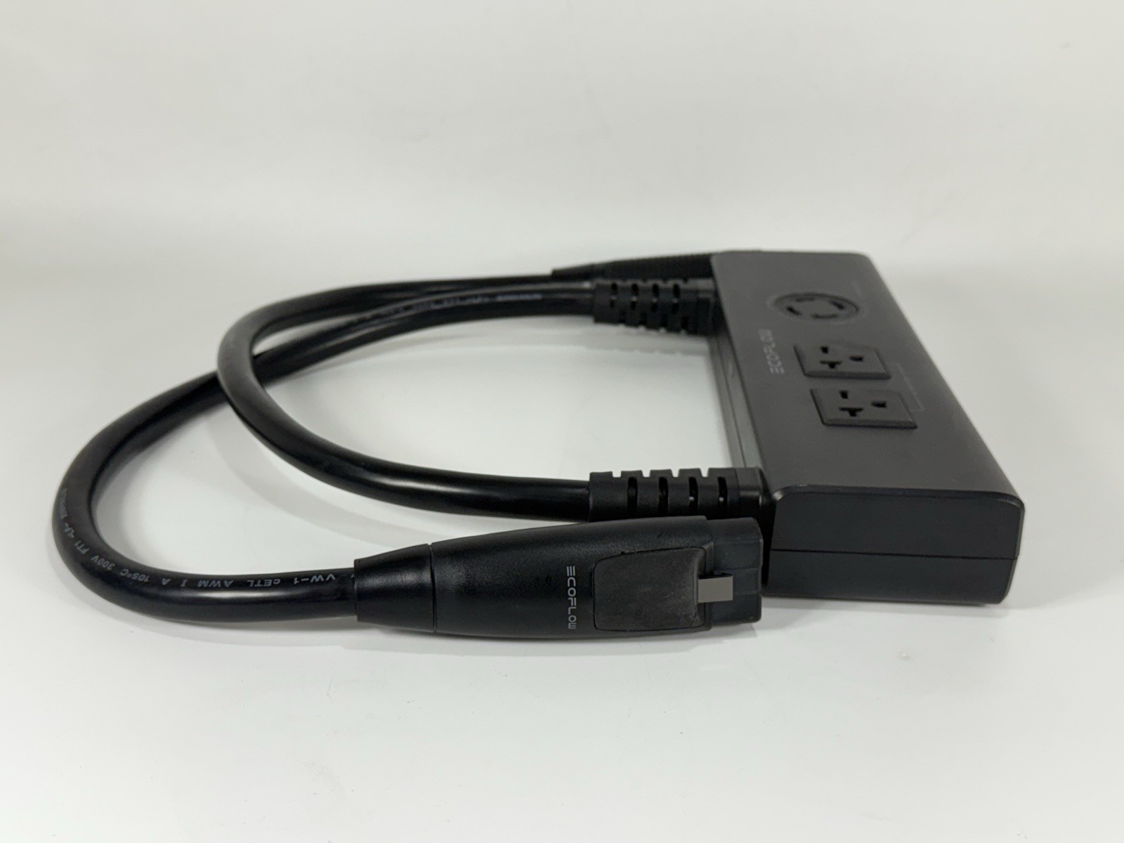 EcoFlow Double Voltage Hub for DELTA Pro Portable Power Stations