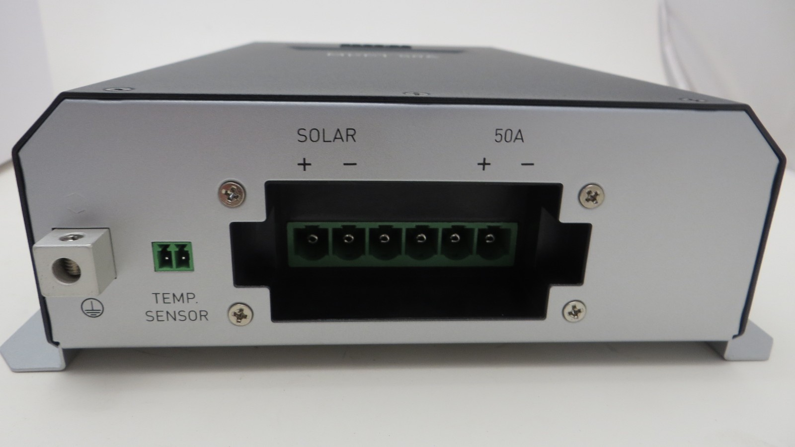 **Furrion® 50A Wall Mount MPPT Solar Charge Controller – FSCC60PSW-BL 2021132792