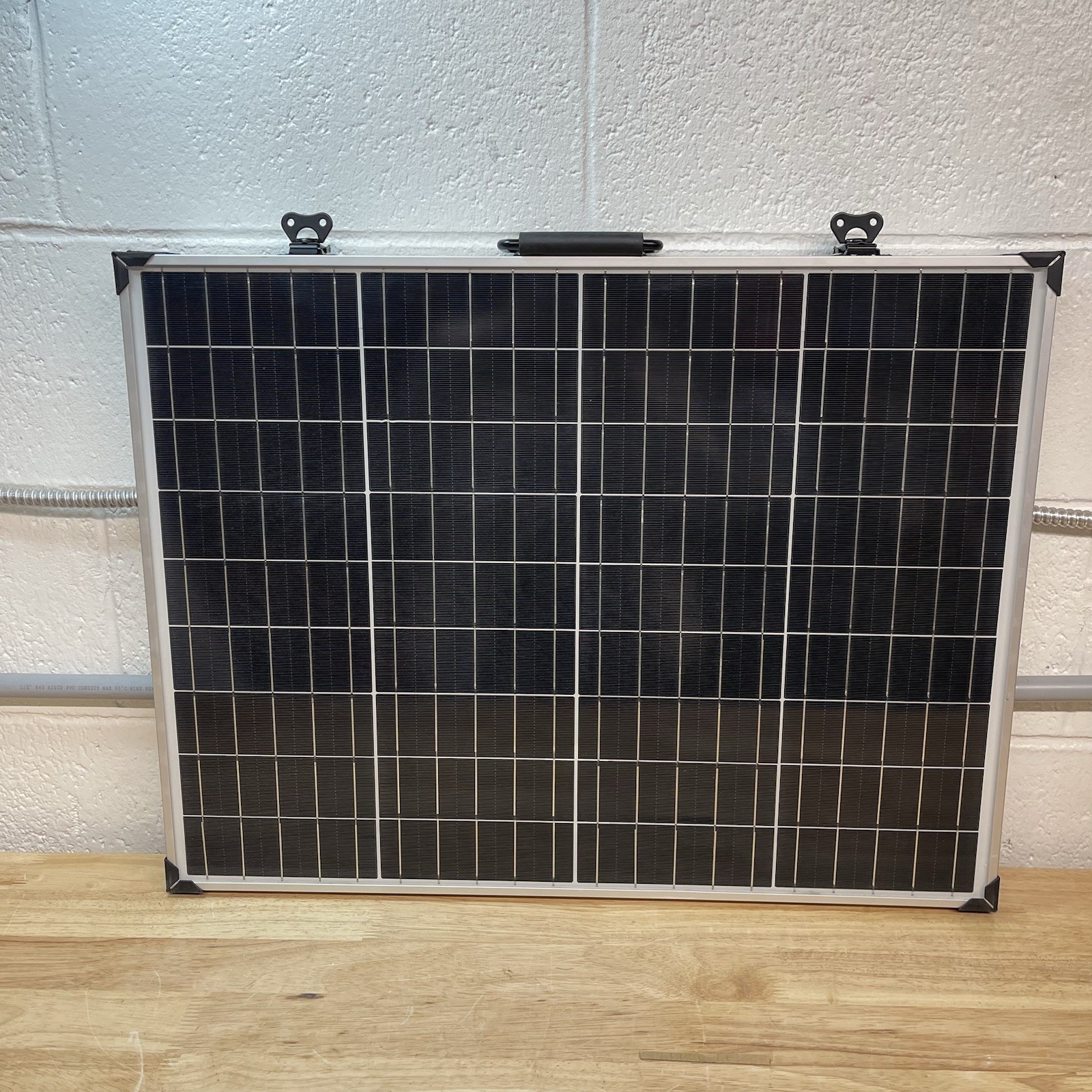 4Patriots 100-Watt Solar Panel Portable, Foldable, Durable Solar