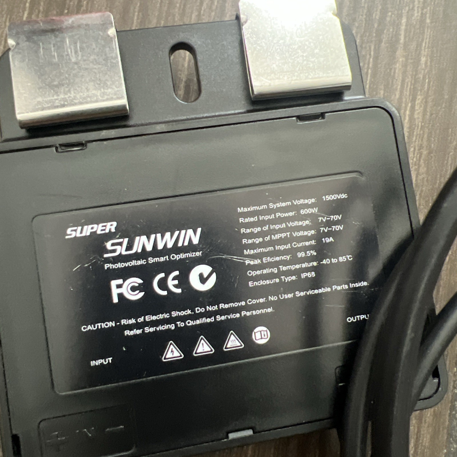 Super Sunwin Module-level PV Power Optimizer Max 600W System 1500V MPPT Pane