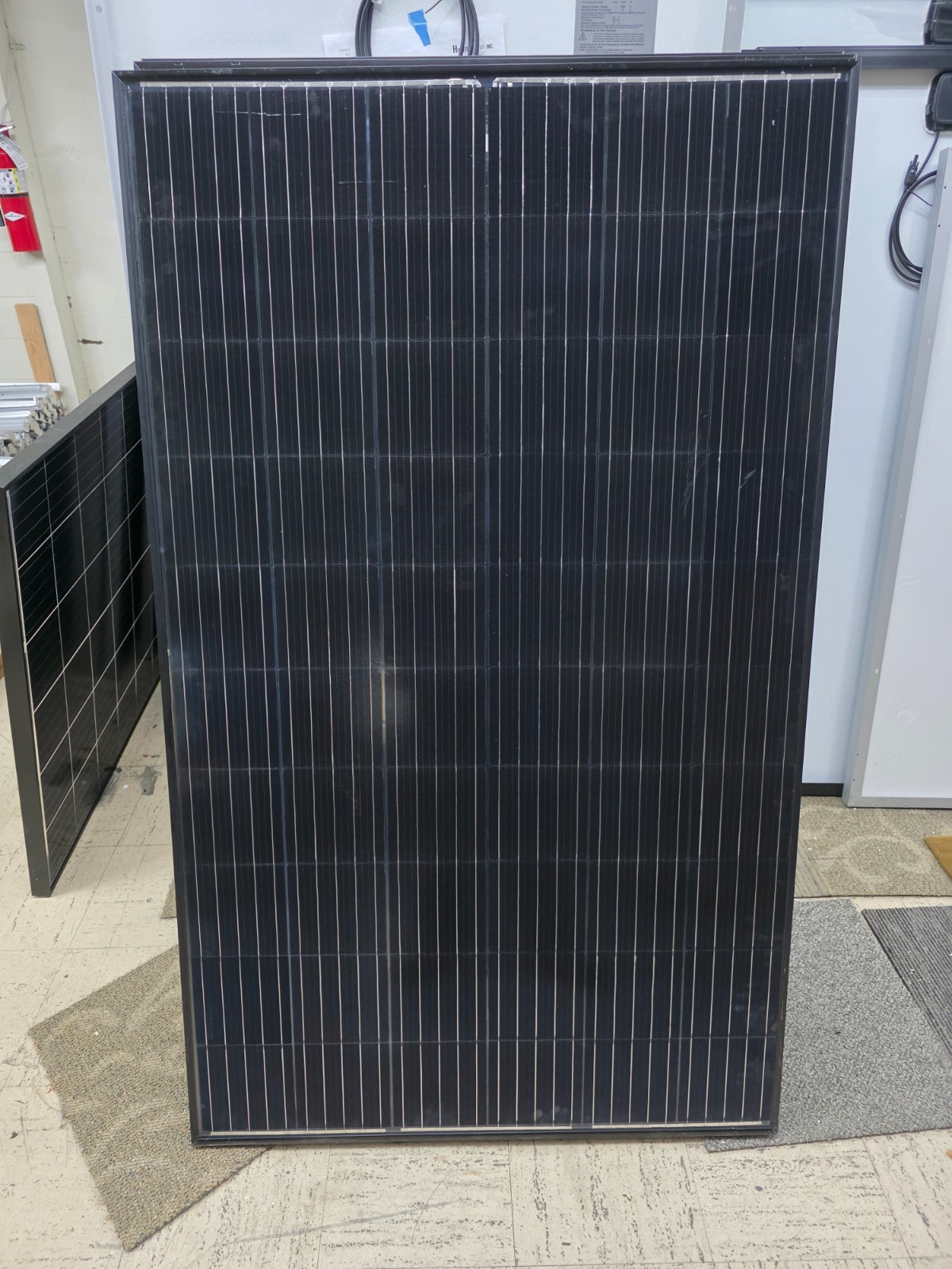 10~NEW 350/437 W BIFACAL SOLAR PANEL 24 V AMERICAN MADE 22.7% CELLS