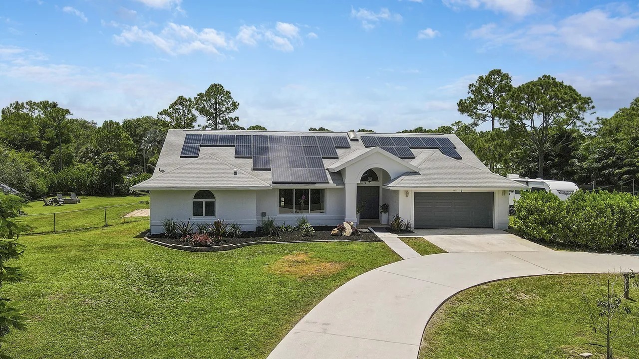 57 SunPower 327W AC Solar Panels + Enphase Microinverters 18.6kW Lot Palm Beach