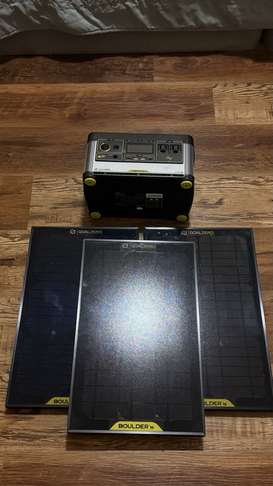 Goal Zero Yeti 500X Portable Power Station w/ 3 Boulder 15 MPPT Solar Panel