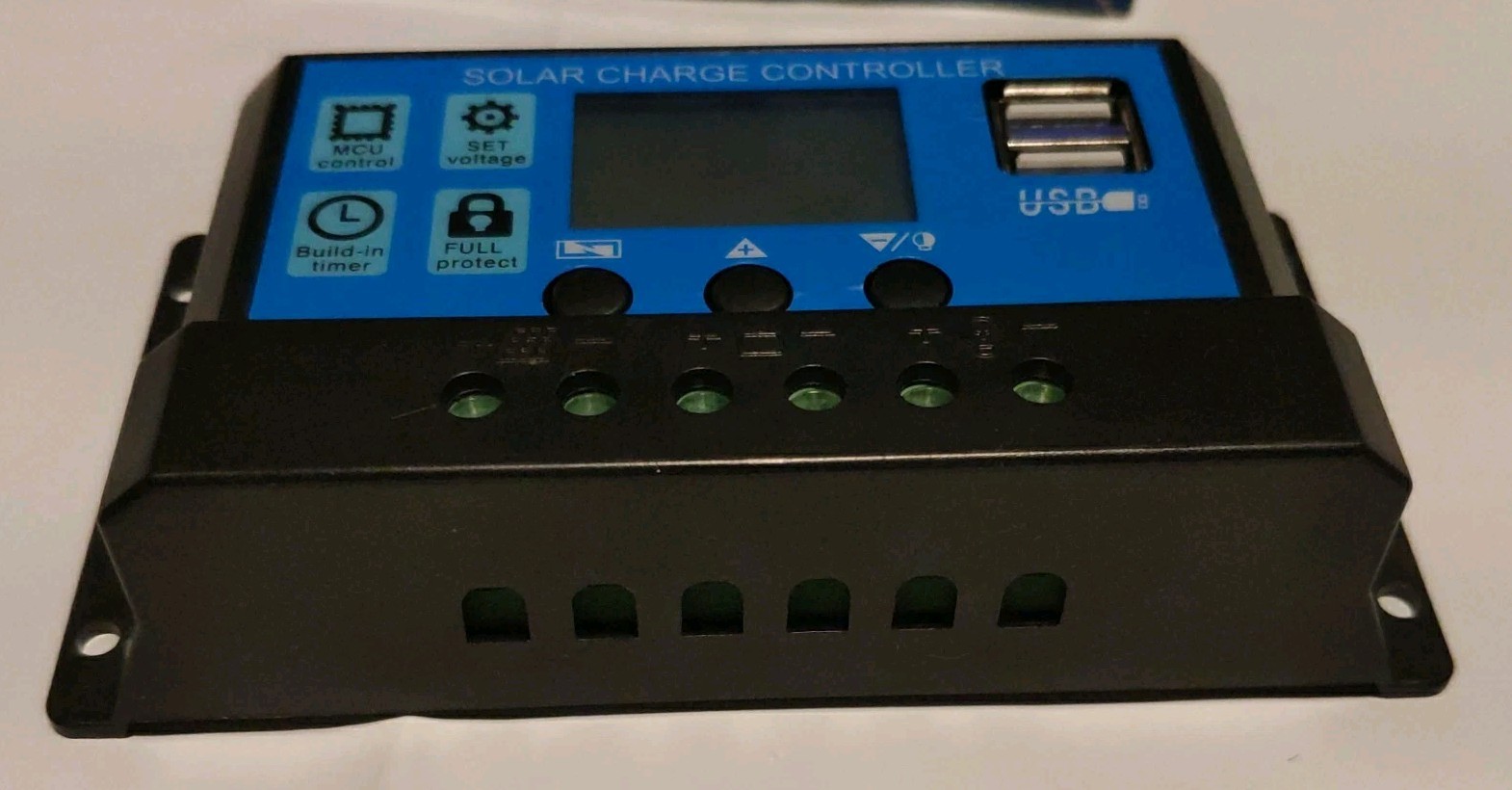 New Solar Charge Controller/Regulator 2 USB 10W 12/24V 130/260W & 50W Max