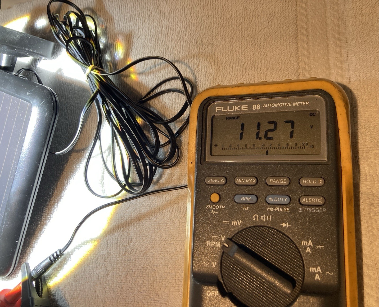 Lot 2 Solar Panels 5v-11v Security lights Battery Chargers Multiuse Power Source