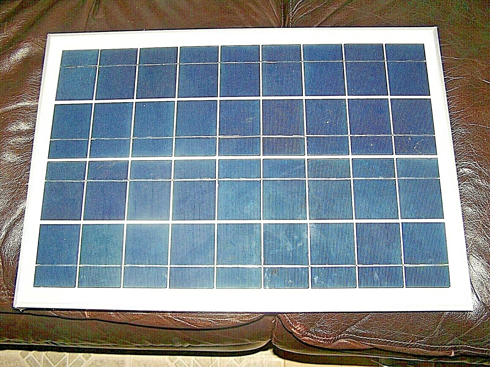 ECO-WORTHY 25 Watt Solar Module w/ Solar Charge Controller & Charging Cables NIB