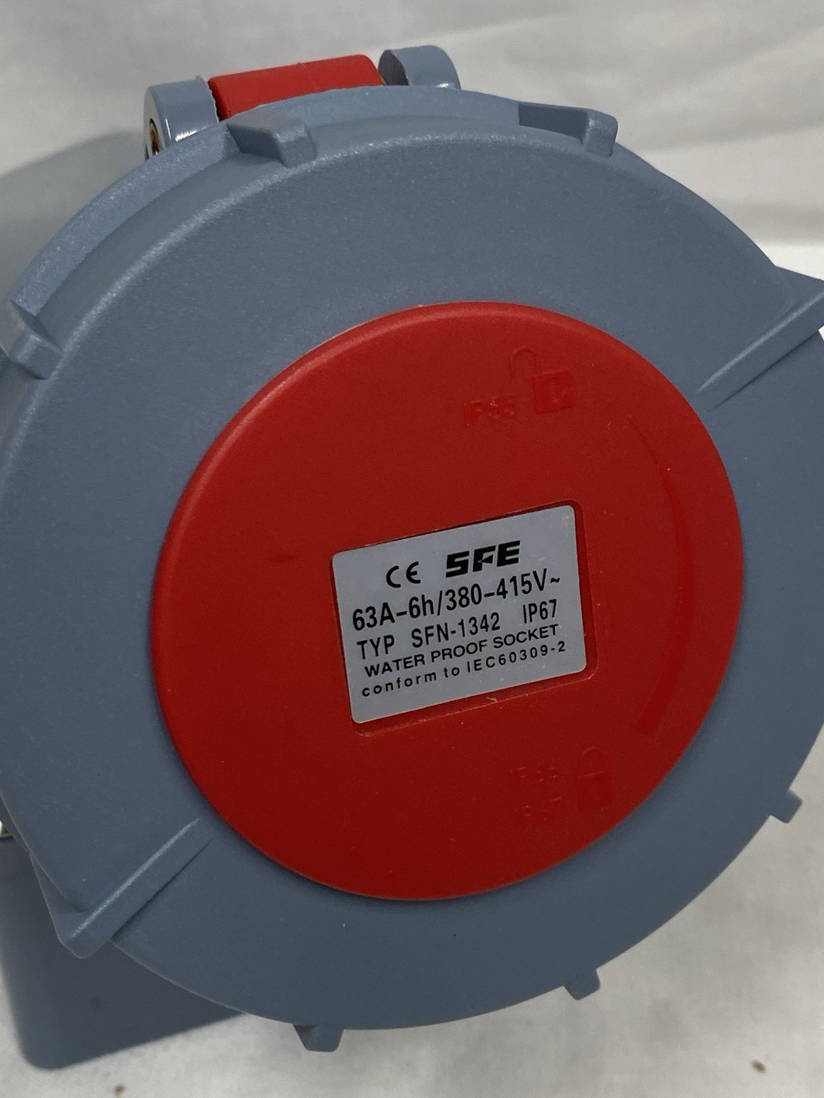 Plugs w/ Flexible Cable Entrey SFN-1342 3P + E Surface Mounted Socket 63A