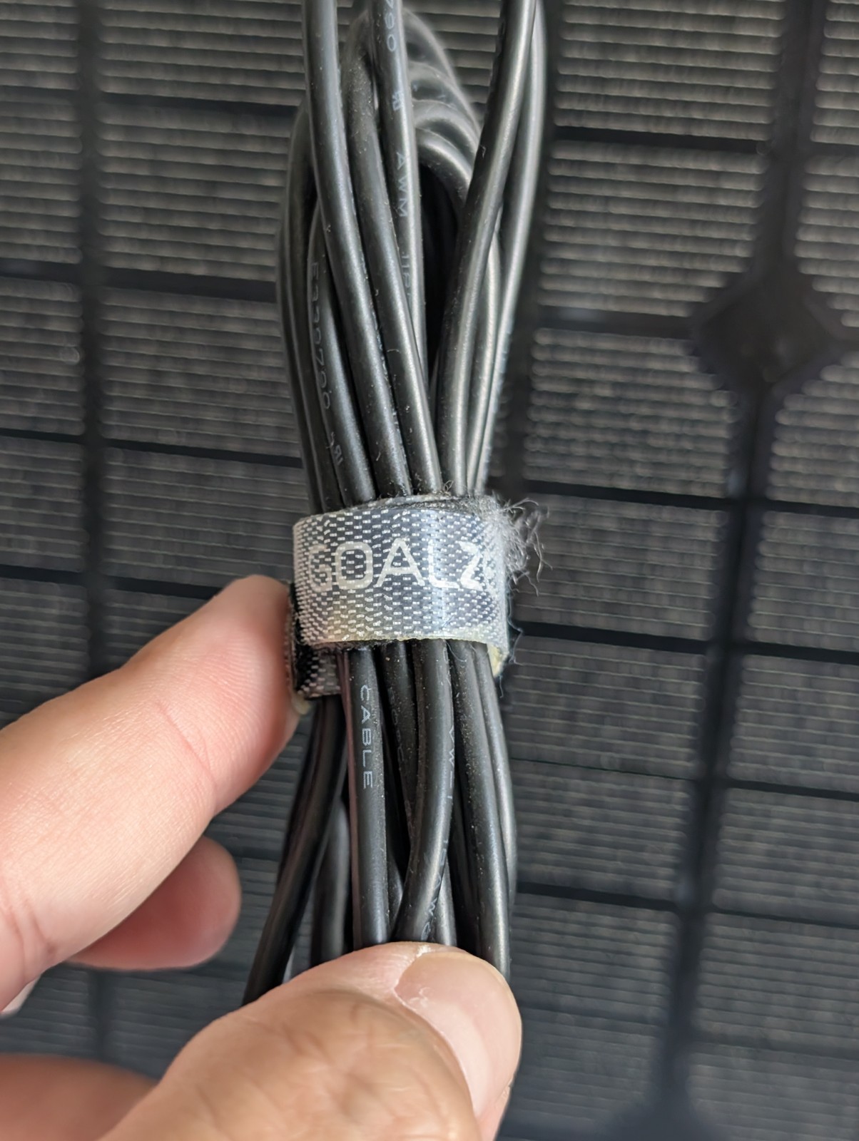 Goal Zero Boulder 15 Solar Panel w/ Solar Ports Chain Adapter (New)