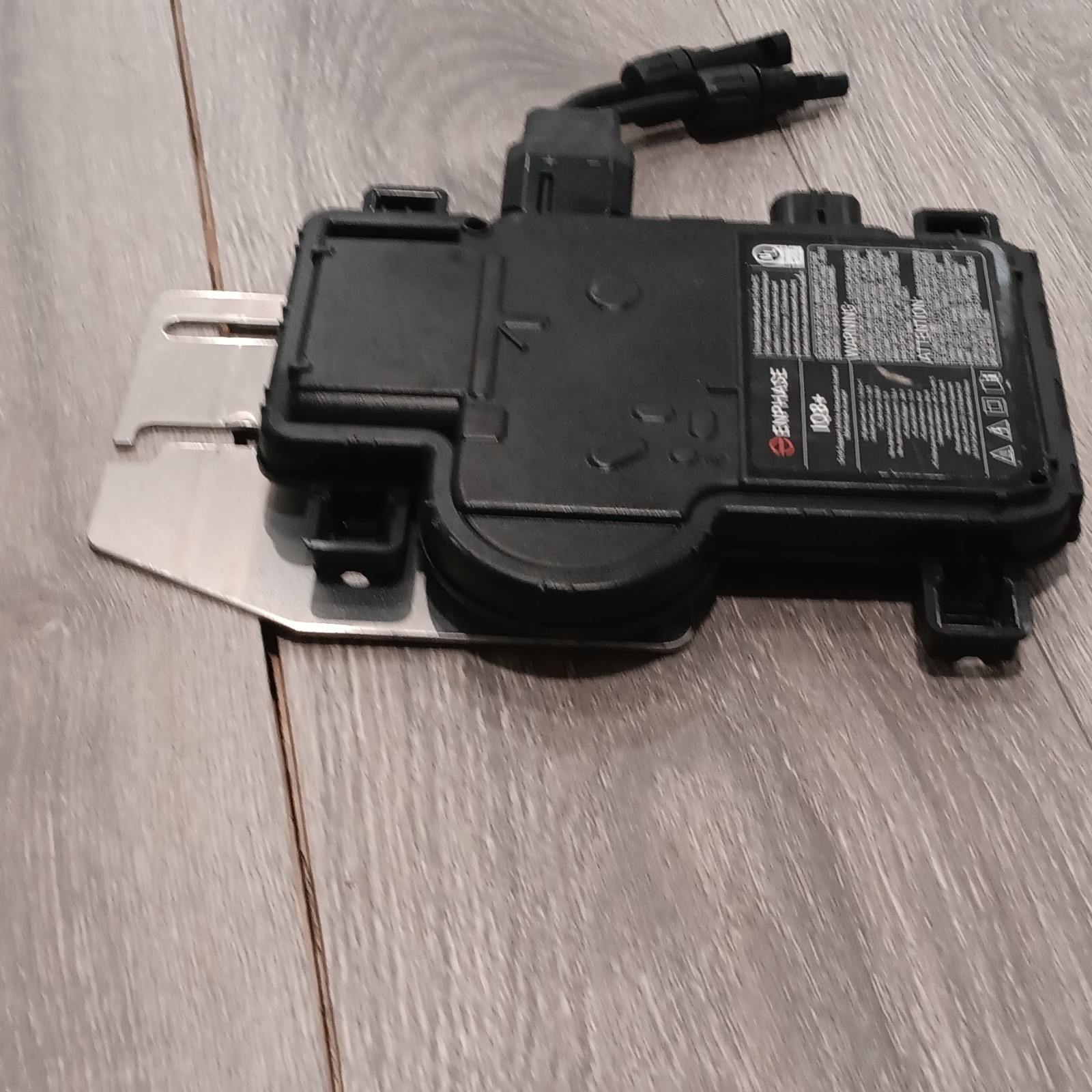 Enphase IQ8+ Solar Microinverter For Parts/Repair – Broken Untested