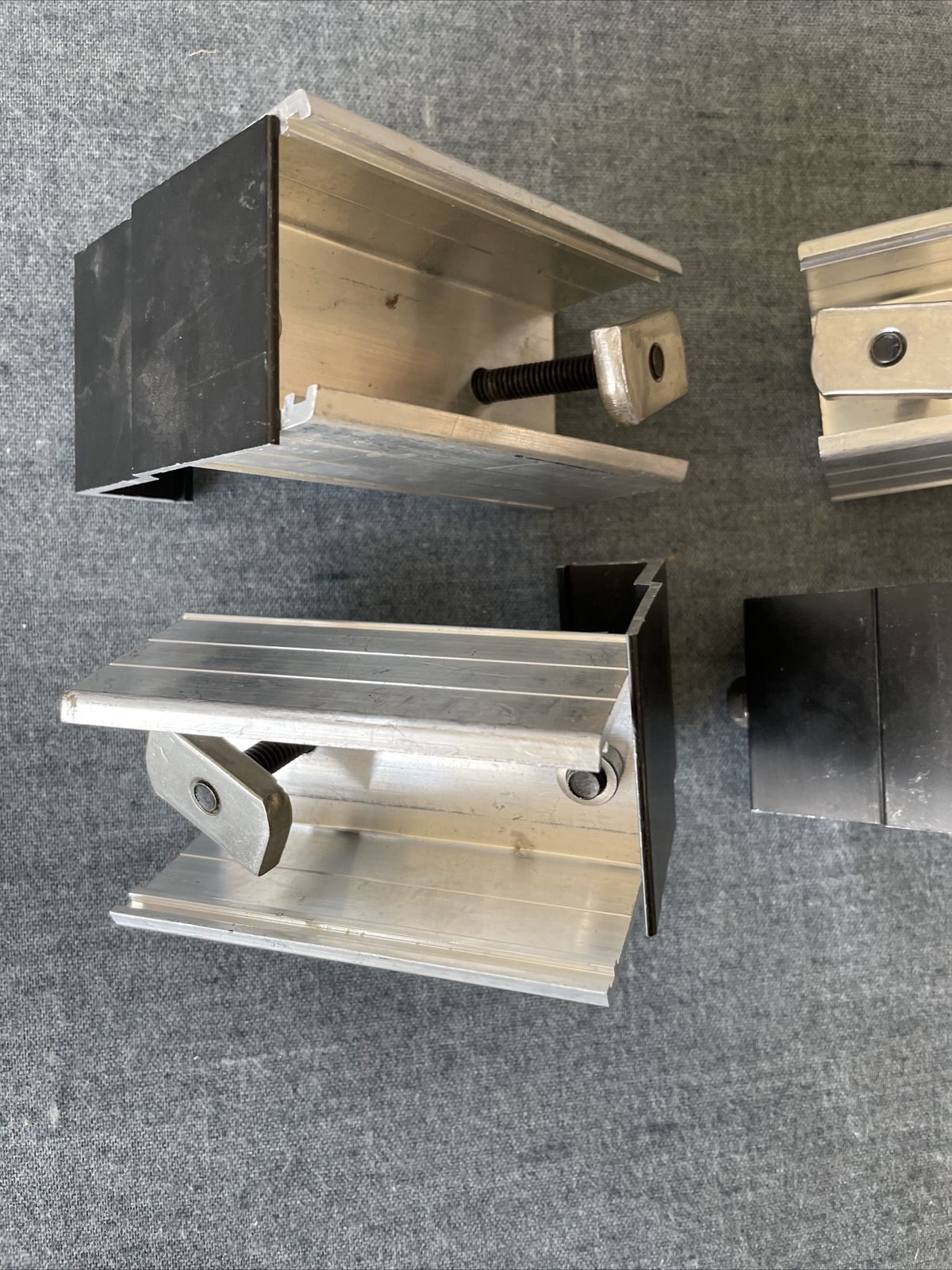 EcoX Ecolibrium Solar ES10136 ASM End Clamp Lot Of 4 & No Box
