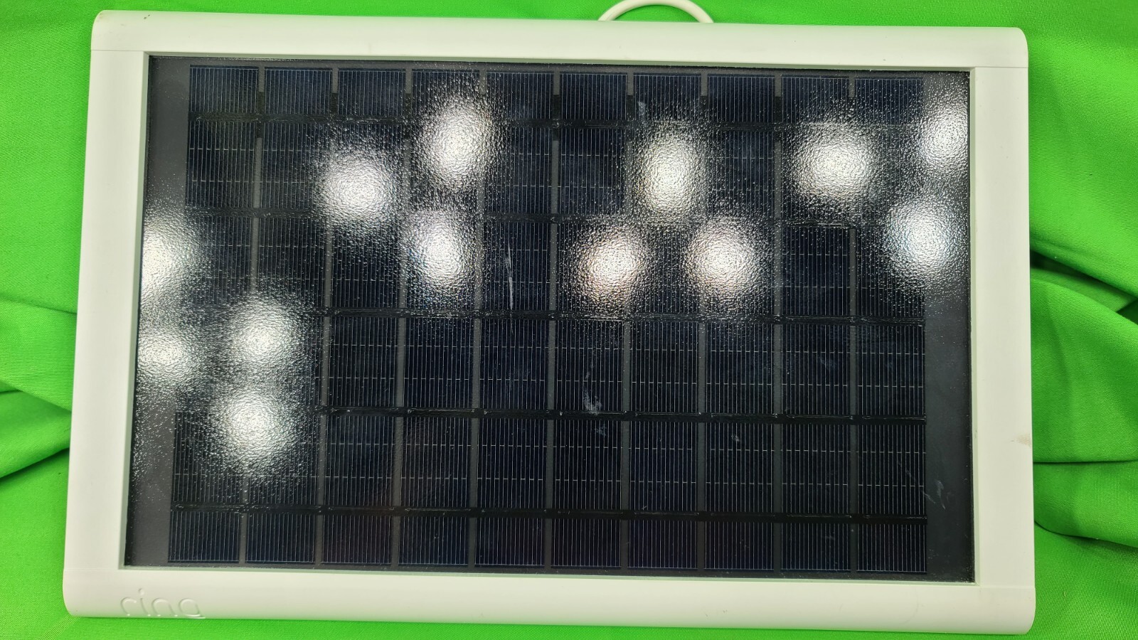 Ring 1st Gen 5W Super Solar Panel, Barrel Plug, White