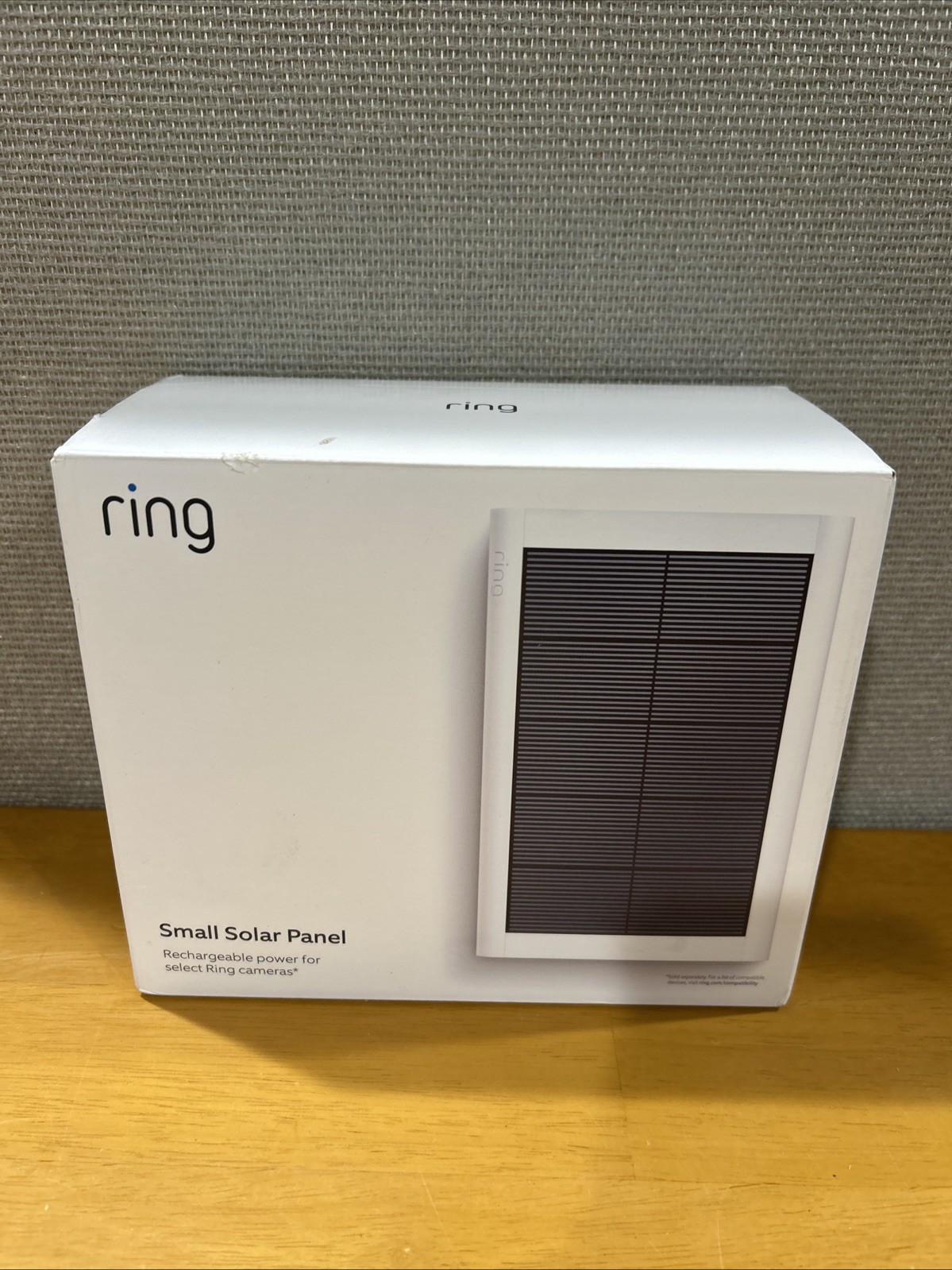 Ring Small Solar Panel 1.9W for Outdoor Camera White w/ Flexible Mount Open Box