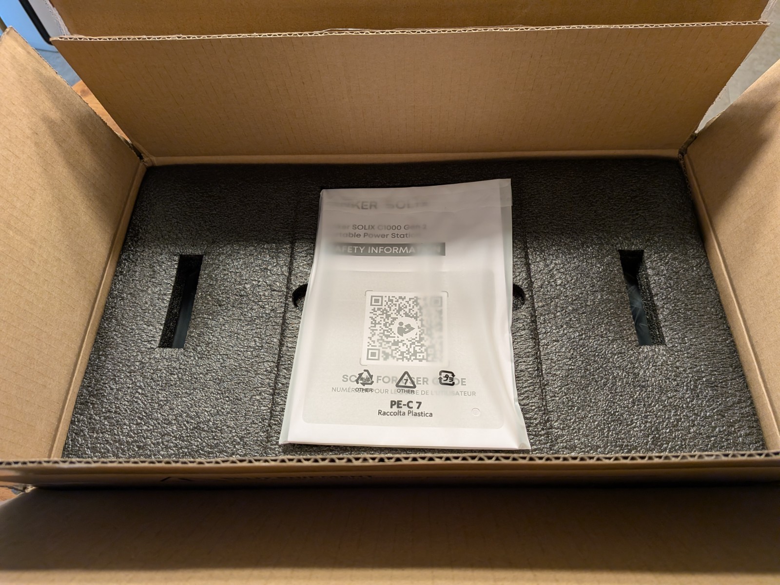 Anker SOLIX C1000 Gen 2 Gray Portable Power Station