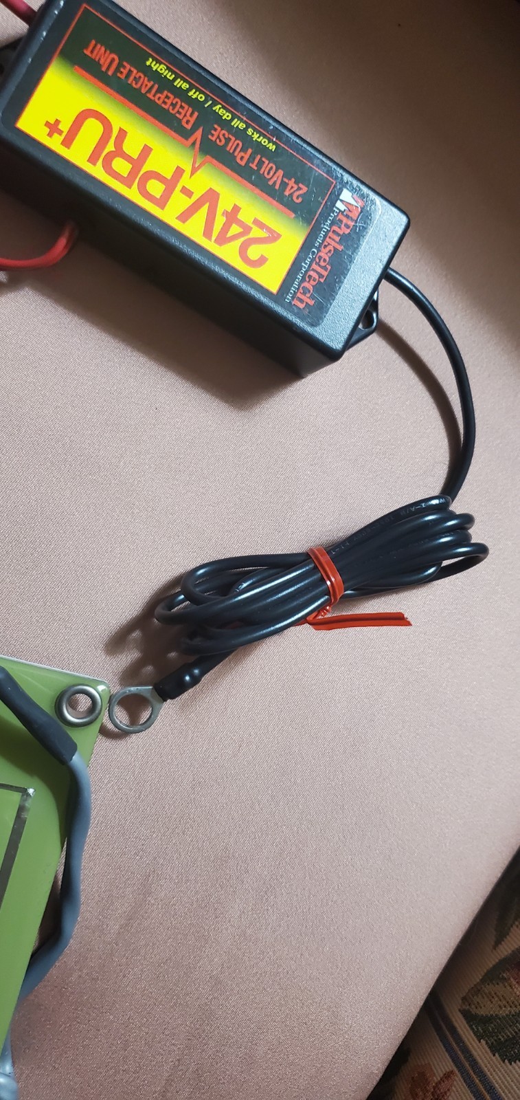 PULSETECH 24V-PRU+ SOLAR CHARGER UNIT 24V GREEN COLOR