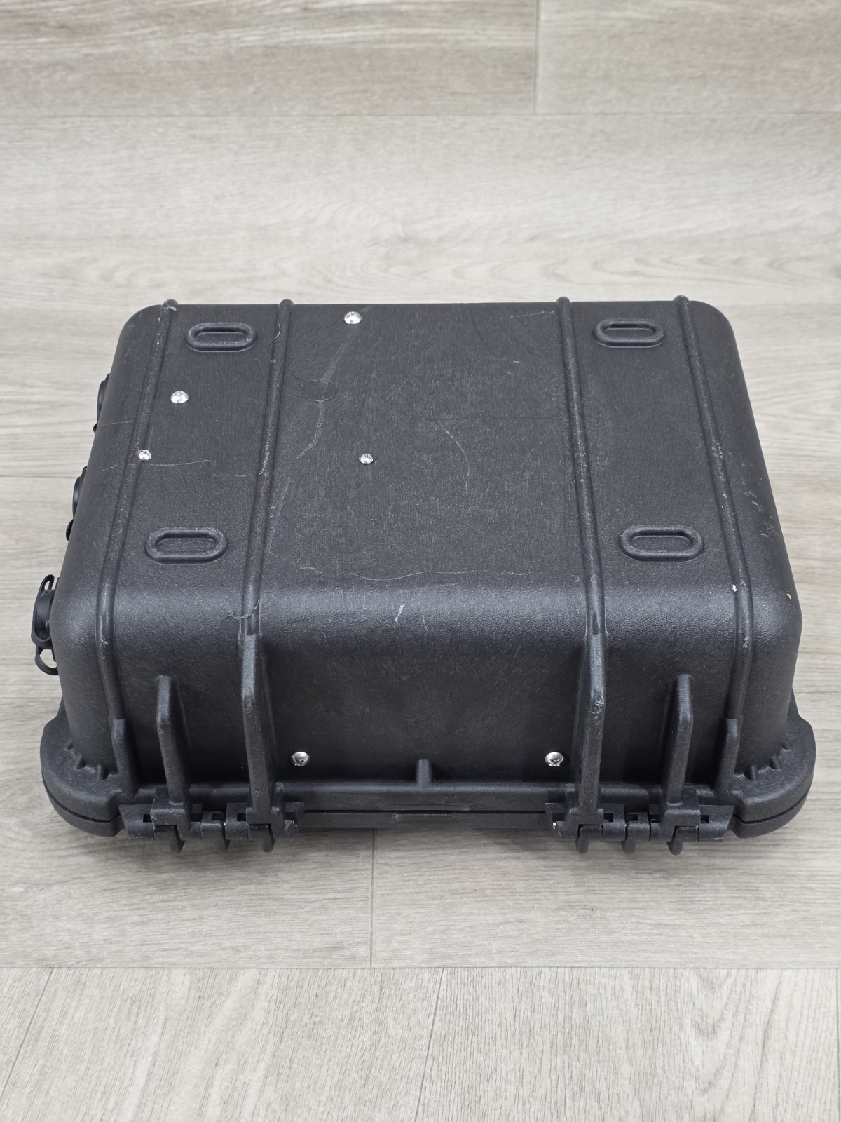LFP 20 Solar Generator Portable Case With Victron Energy BMV-700
