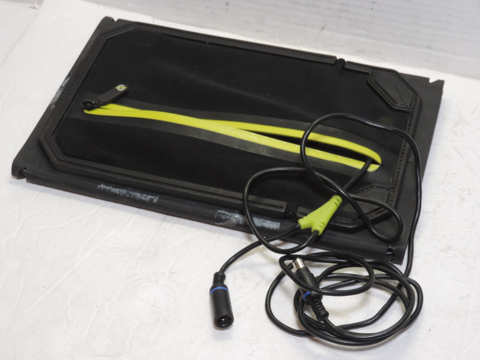 Goal Zero Nomad 28 Plus Smart 28-Watt Solar Panel
